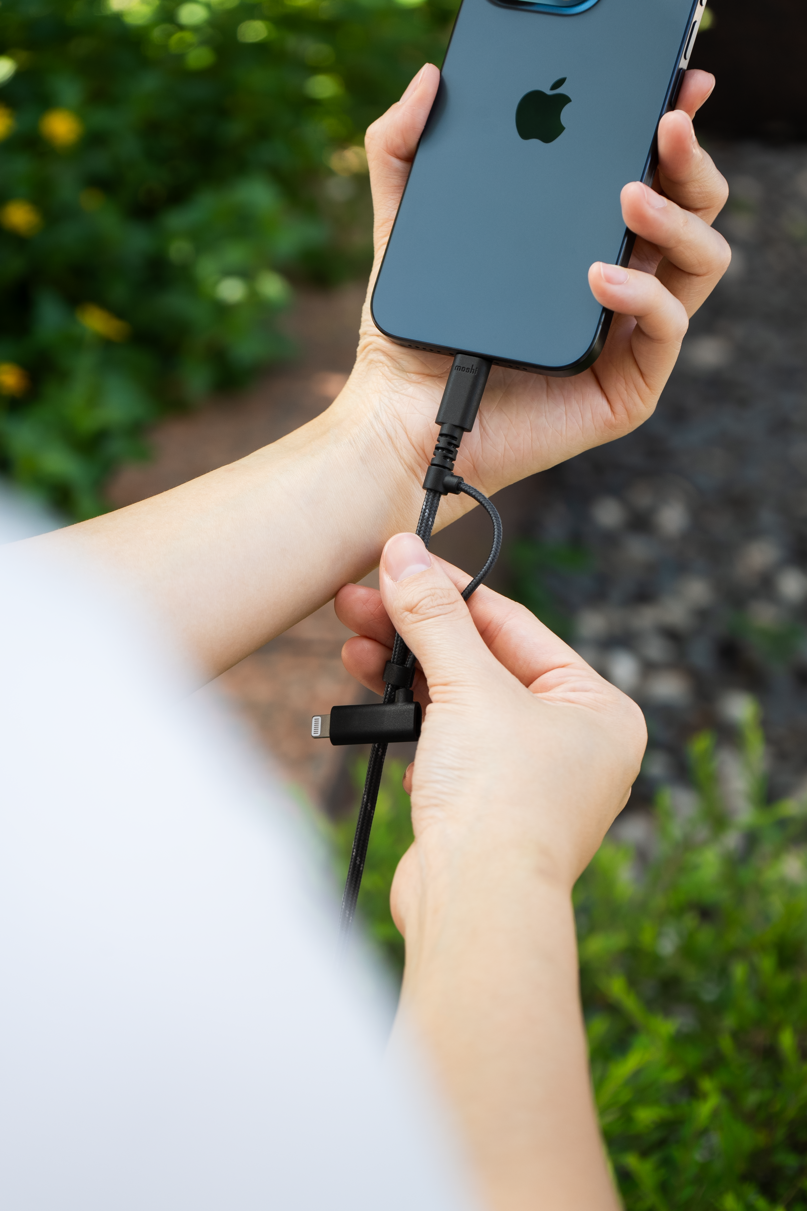 2-in-1 USB-C to USB-C & Lightning Charging/Snyc Cable (1M)