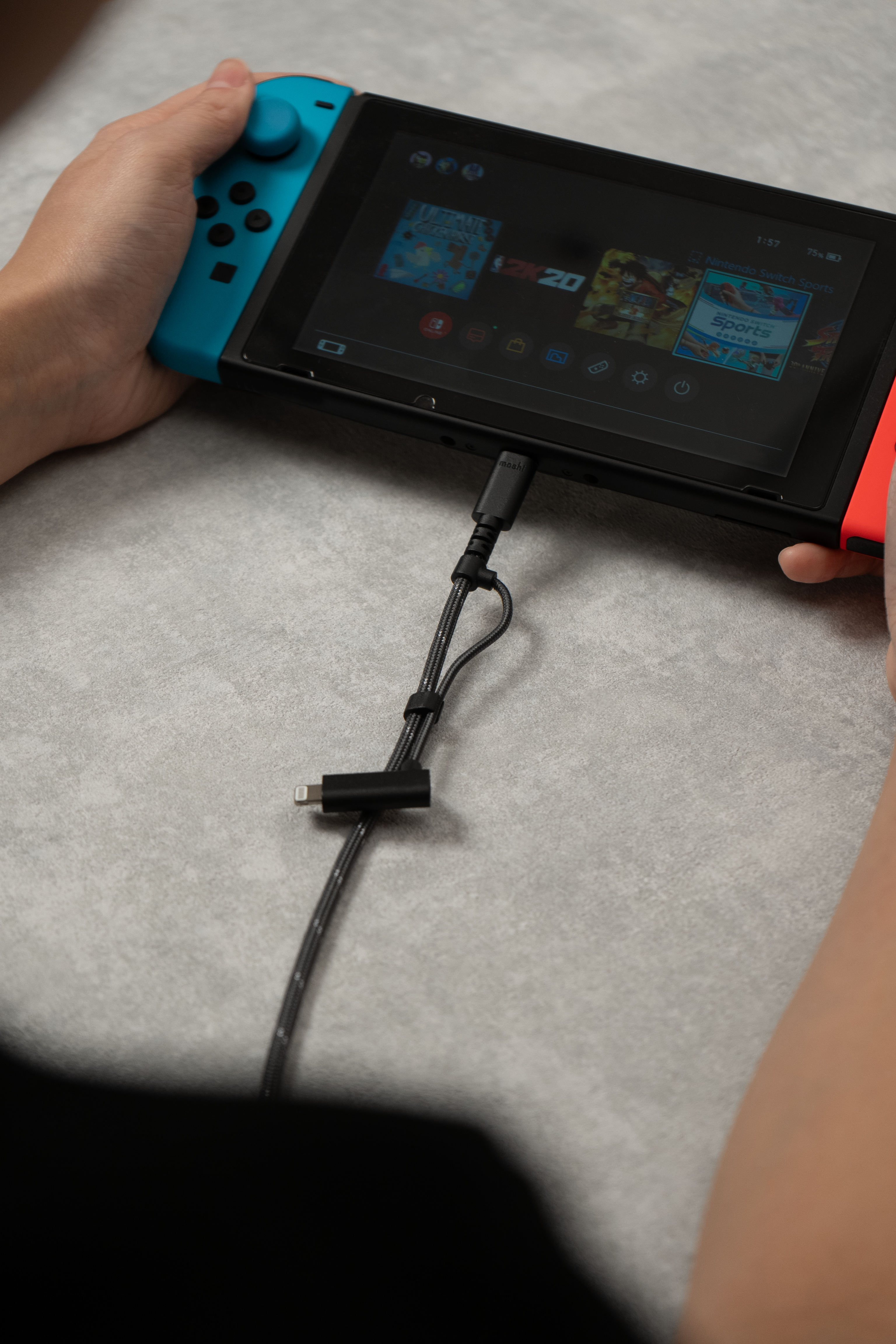 2-in-1 USB-C to USB-C & Lightning Charging/Snyc Cable (1M)